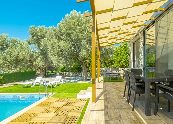 וילה Lena Private Pool *